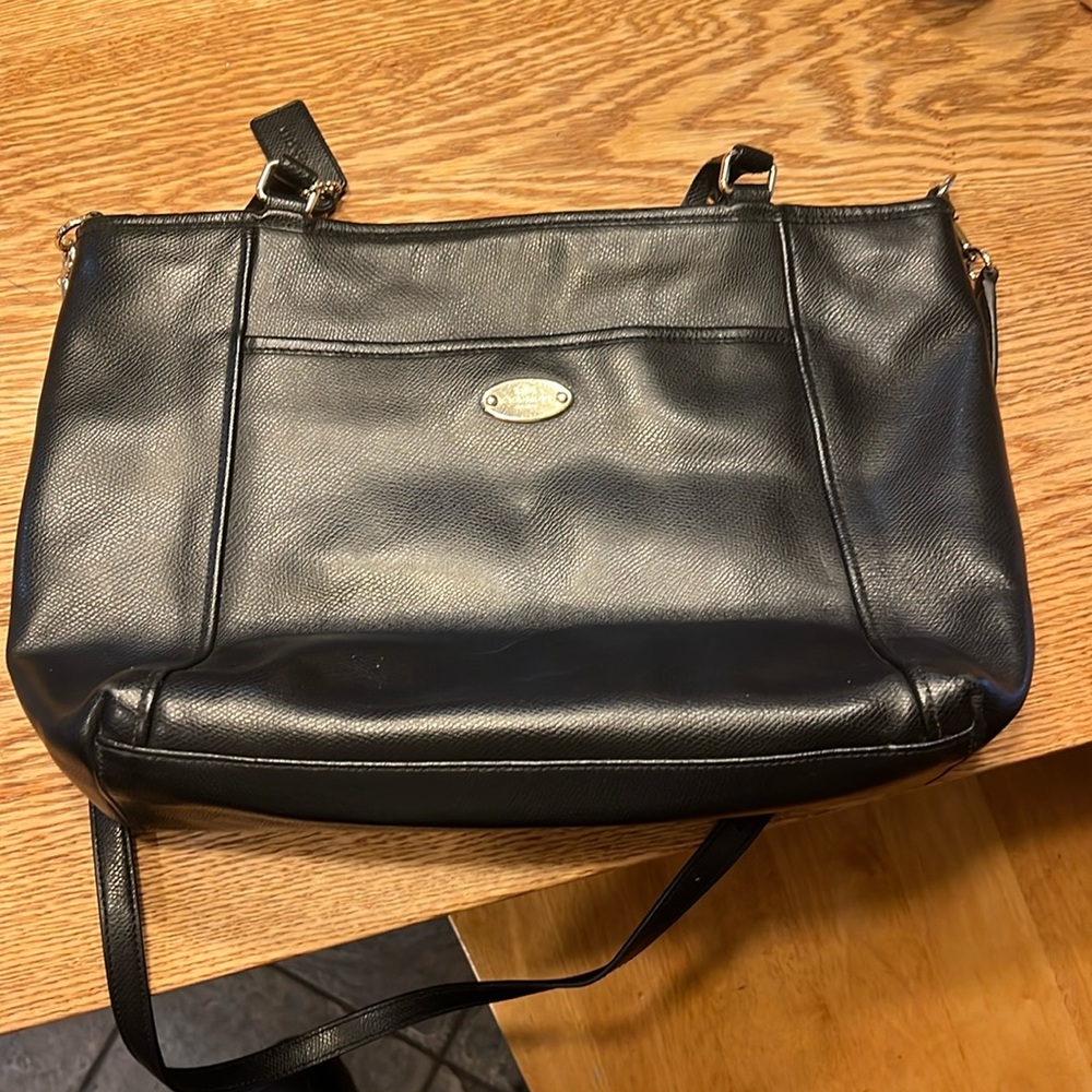 Coach Pocket Tote Crossgrain Leather F34497